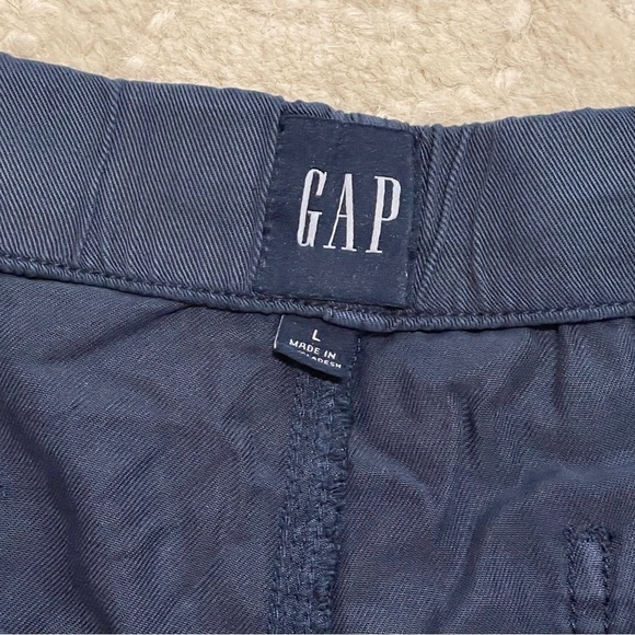 GAP Shorts - Picture 5 of 7